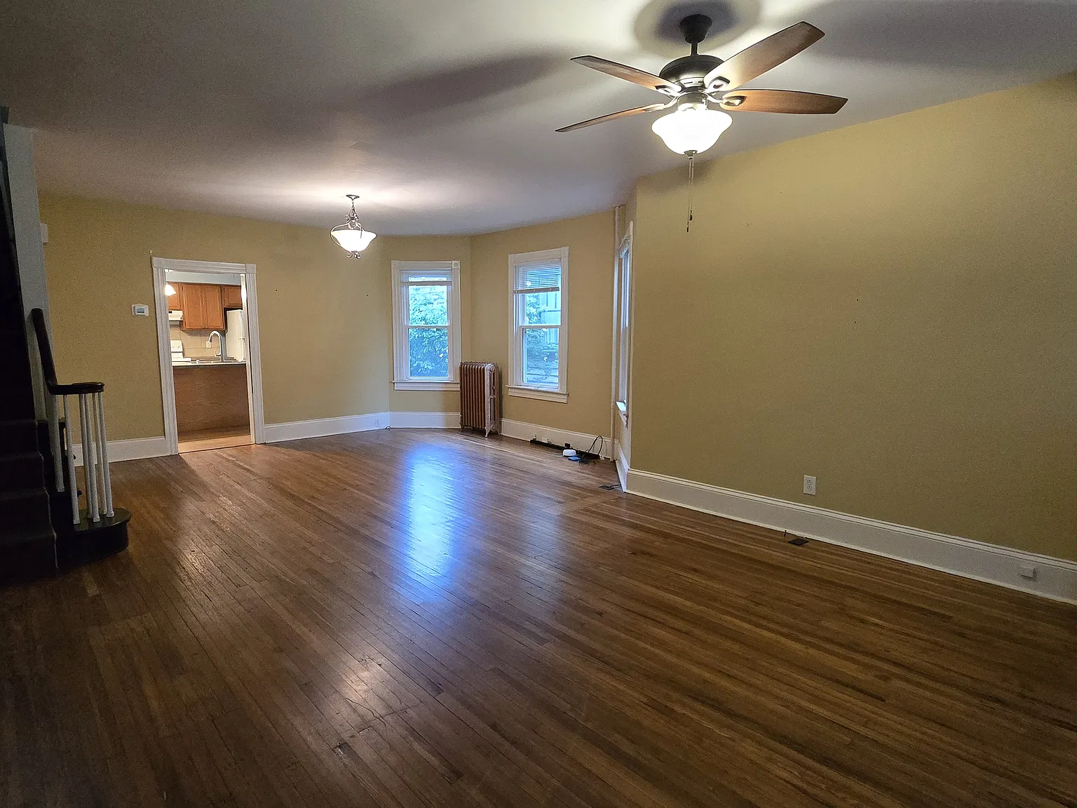 3 bed, 1.5 bath, 1500 sqft, $1,350 — Photo 4