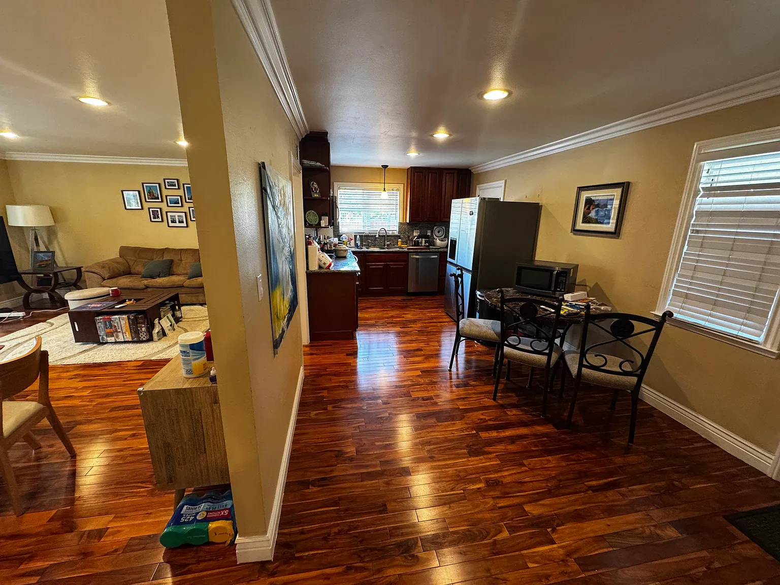 4 bed, 1314 sqft, $4,200 — Photo 3