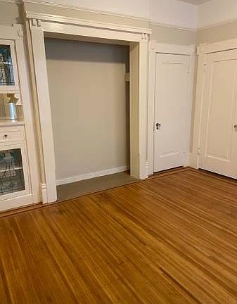 3rd image of 955 Pine St APT 33