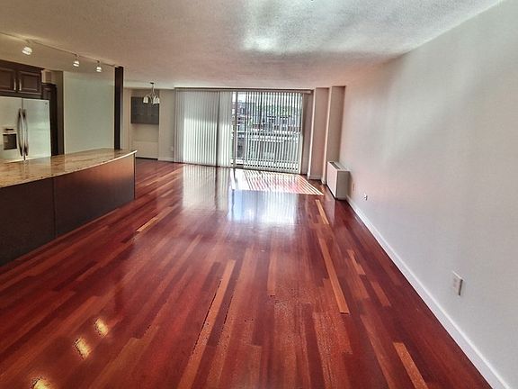 2nd image of 60 Longwood Ave APT 603