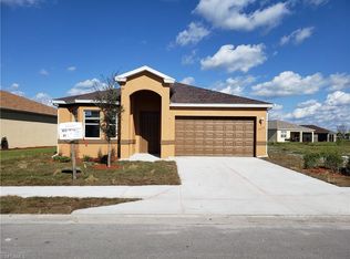 1035 Hamilton St, Immokalee, FL 34142