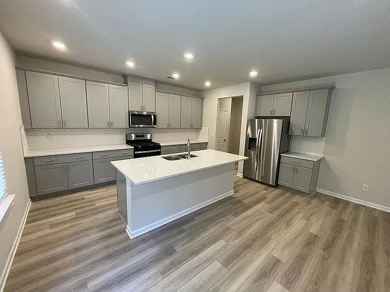 101 Longleaf St — Photo 4
