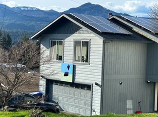 110 SW Regulator St, Cascade Locks, OR 97014