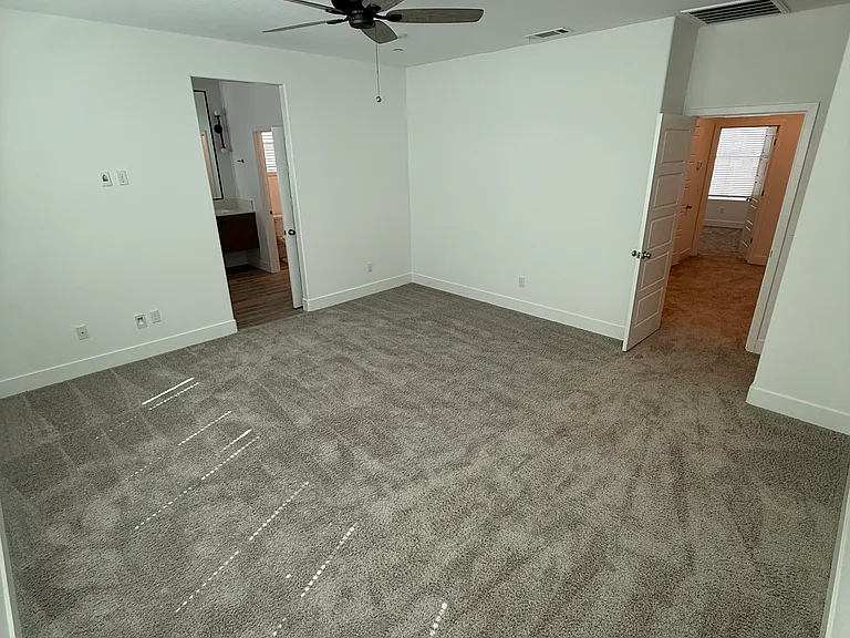 2762 E Tamarind Dr — Photo 25