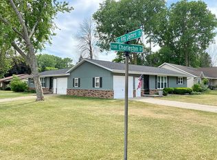 2156 King James Dr, Green Bay, WI 54304