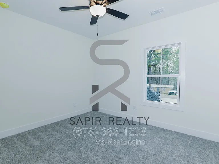 3374 Lee Dr — Photo 11