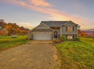 12443 Ramsdell Dr NE, Rockford, MI 49341