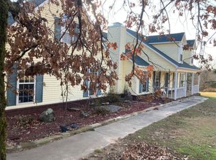 6227 Riverview Ln, Ozark, AR 72949