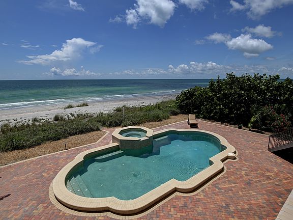 4th image of 1720 Gulf Blvd