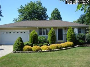 176 Saint Lawrence Blvd, Eastlake, OH 44095