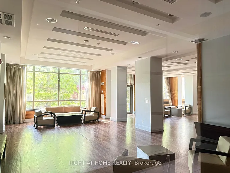 310 Burnhamthorpe Rd W #2101 — Photo 34