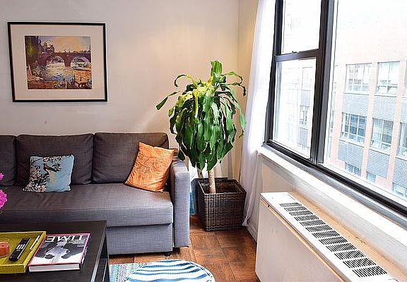 4th image of 7 E 14th St APT 1126