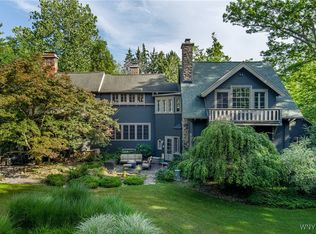 1632 S Creek Rd, Derby, NY 14047