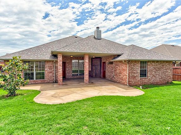 4th image of 1512 Kestrel Ct