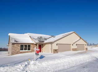 324 Twilight Trl, Fond Du Lac, WI