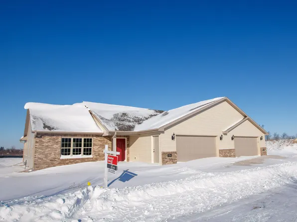 324 Twilight Trl, Fond Du Lac, WI 54937