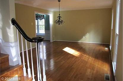 3rd image of 894 Van Dusen Ct
