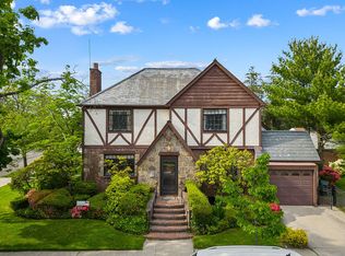 14901 33rd Ave, Flushing, NY