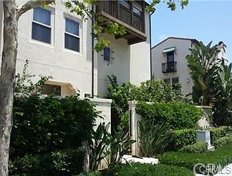 5th image of 2901 W Edinger Ave