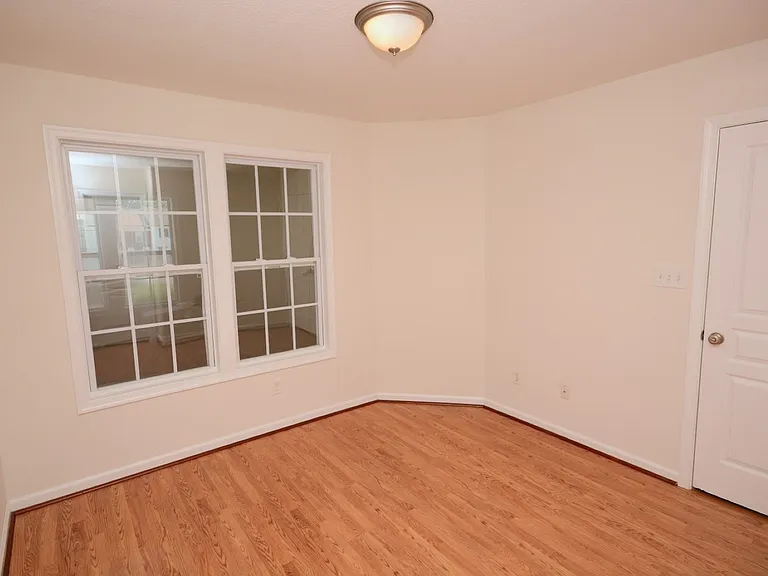 5062 Glen Canyon Dr — Photo 43