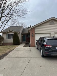 24381 Juliet Dr, Center Line, MI, 48015