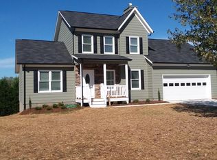 5000 Munger Ln, Hickory, NC 28602