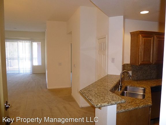 4th image of 27 E Agate Ave Unit 207