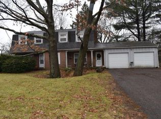 6543 Lake O Springs Ave NW, Canton, OH 44718