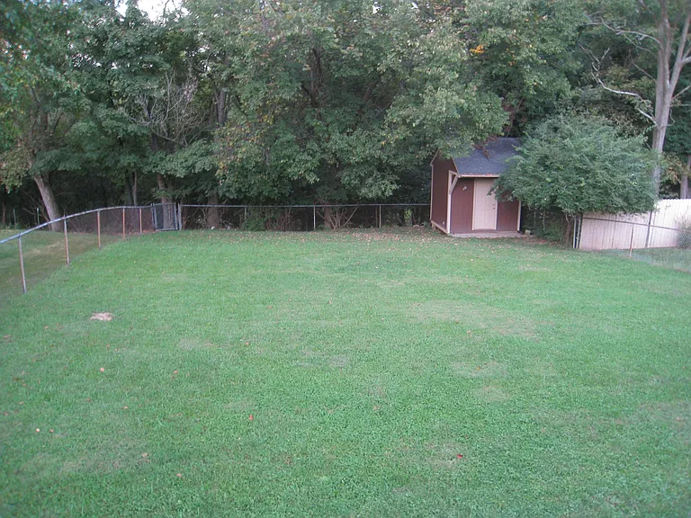 2234 Diana Pl — Photo 3