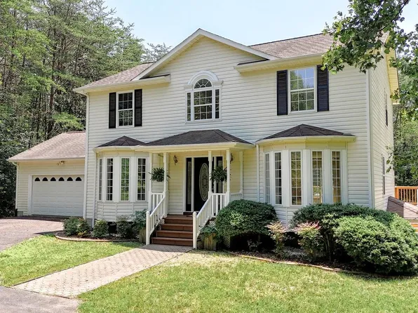 112 Pine Crest Ln, Gordonsville, VA 22942