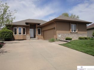 4720 N 135th Ave, Omaha, NE 68164