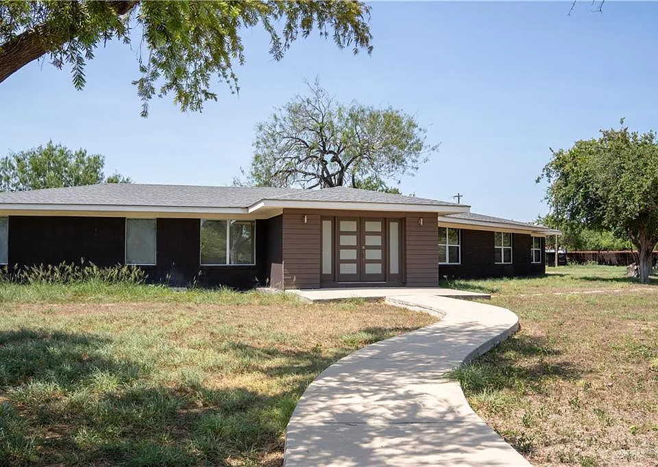 1907 School Ln
