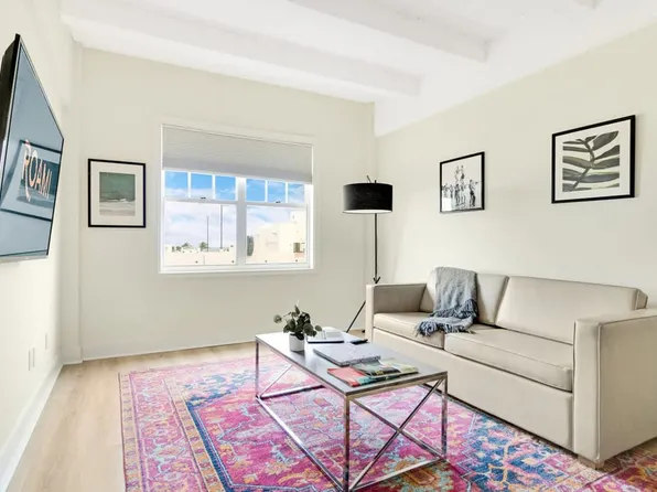 1300 Collins Ave, Miami Beach, FL