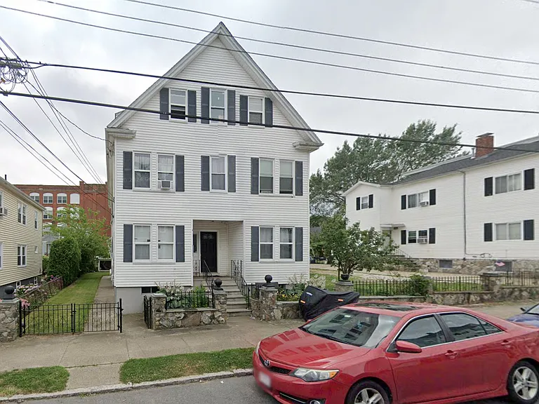 48 Covell St #3E — Photo 15