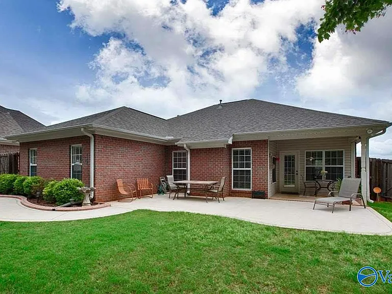 119 Averbeck Ct — Photo 18