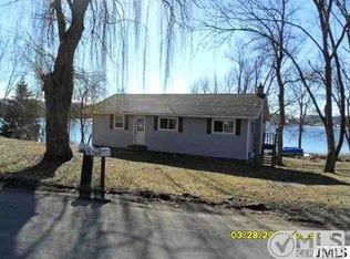 1250 White Lake Rd, Pleasant Lake, MI 49272