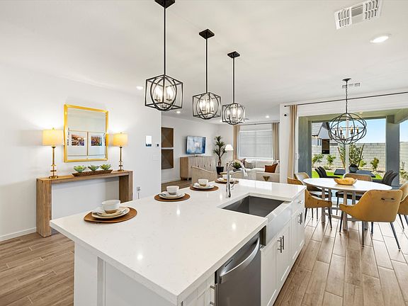 PHX_Kitchen-Island_12884-305th-Ave