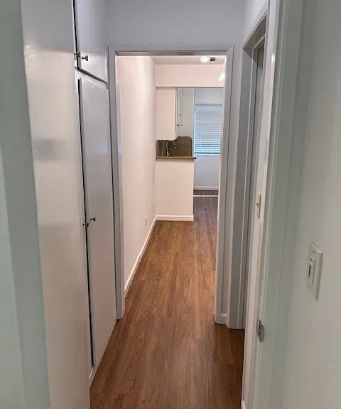 611 N Flores St #2 — Photo 9