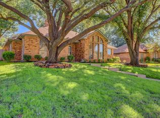 714 Highview Ln, Grapevine, TX 76051