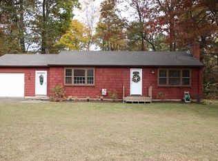 6 Litchfield Rd, Unionville, CT 06085