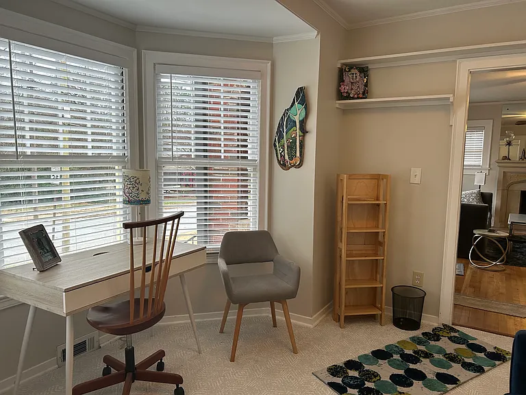 1809 Thompson Ave — Photo 10