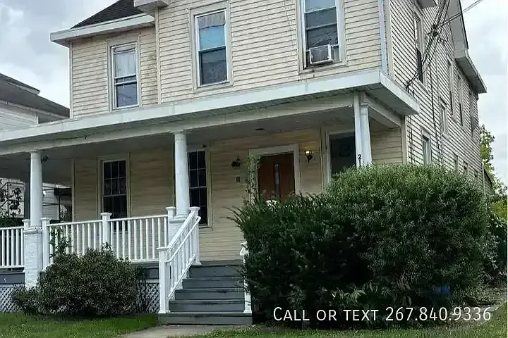 2 bed, $1,150 — Photo 1
