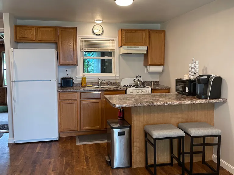 650 E Lakeshore Dr #2 — Photo 6