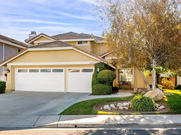 23908 Gilford Pl, Santa Clarita, CA 91354