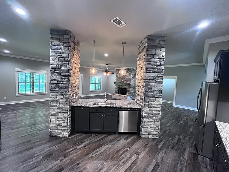 206 Bridgewood Dr — Photo 15