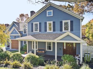 31 Newbridge St, Hingham, MA 02043