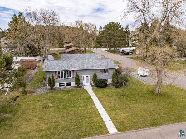 1009 15th St, Cloquet, MN 55720