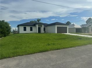 3217 26th St SW, Lehigh Acres, FL 33976