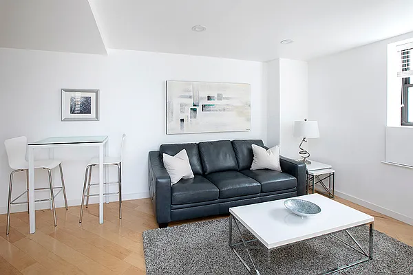Sold by Empire State Properties | media 2