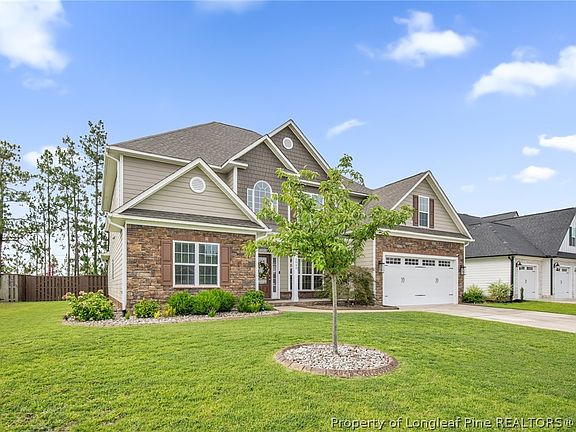 3rd image of 2945 Cragburn Pl